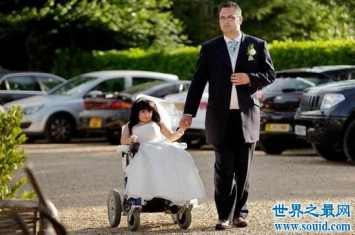 世界最小新娘，身高仅81厘米依旧收获爱情！