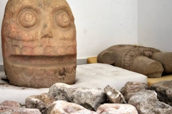 考古学家首次在墨西哥普埃布拉发现有千年历史的剥皮之主神庙 相传祭师穿人皮供奉