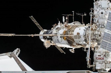 美国宇航员一年半内不会指挥国际空间站 将由俄罗斯宇航员指挥