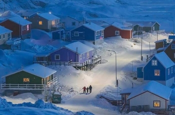 美国《国家地理杂志》“旅行者摄影大赛”：中国摄影师朱伟民格陵兰岛渔村作品夺冠