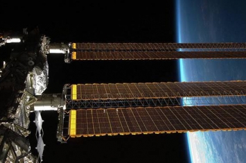 俄罗斯科学家将检查10年来一直搭在国际空间站外边的毛巾上是否有细菌