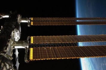 俄罗斯与美国正在致力于延长国际空间站的使用寿命