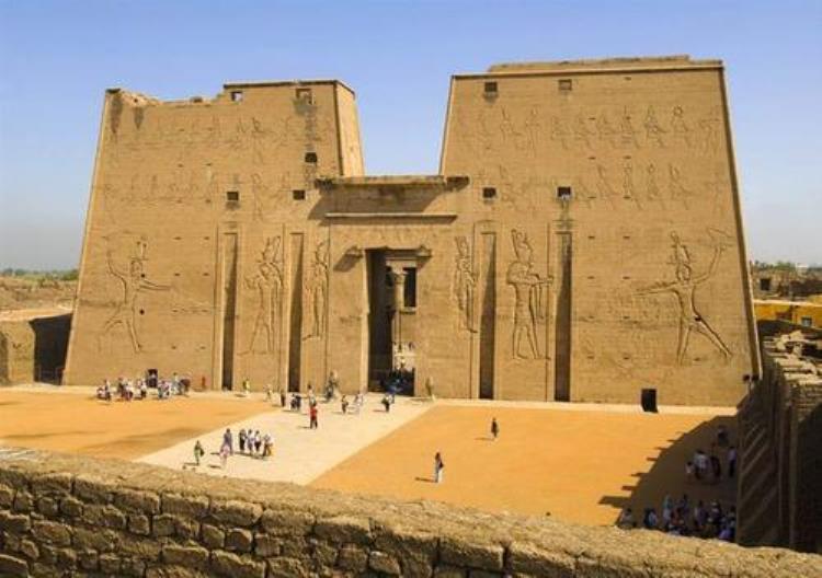底比斯遗址发现神秘纸草书上面的内容揭开古埃及的千古谜团