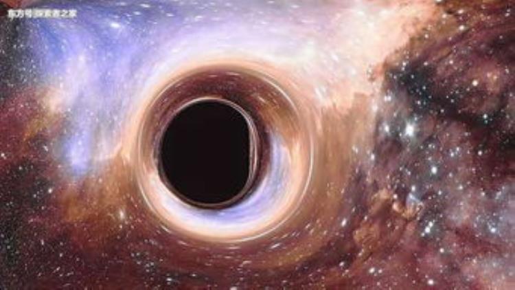 黑洞三年没吃饭却以50光速吐了天文学家一生中最伟大的发现