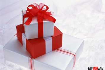 第一次送女生礼物禁忌 送女生礼物需要注意什么