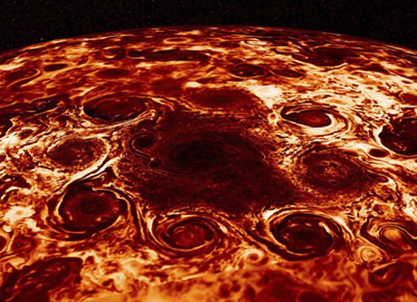 木星两极风暴群造出了“披萨” 科学家惊了