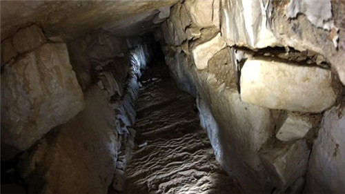 墨西哥考古学家发现 中国民间传说中“通往阴间的路”