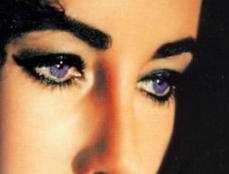 世界上最美的眼睛颜色，紫罗兰色眼睛一双价值700万