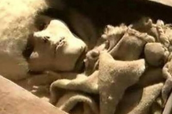 全球干尸睡美人，跨越4000年干尸如同女孩