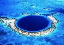 南海之眼，世界上最深的海洋蓝洞(300米)