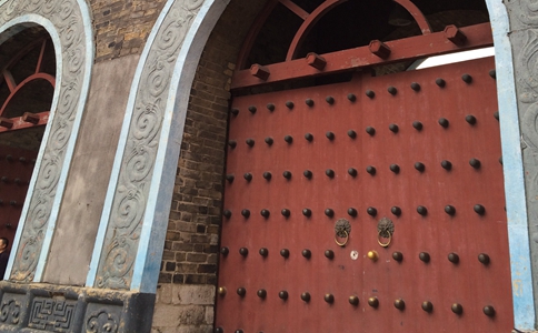古代城门上为什么有门钉?门钉到底有什么作用