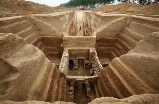 中国最危险的十大古墓，成吉思汗墓不见踪迹/秦始皇墓不能挖