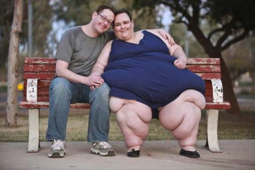 世界上最胖的女人体重超过500公斤
