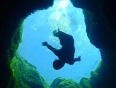 美国雅各伯蓝洞多深，40米幽深已吞噬9条生命
