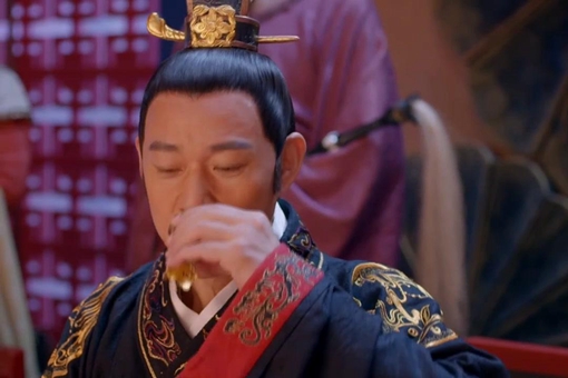 大唐时期著名的皇帝唐太宗李世民为什么会拔剑自杀?原因是什么?