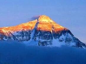 世界第一高峰珠穆朗玛峰，8848米的高度比不过另外三座山