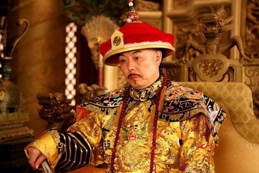 清朝皇帝上朝到底是说汉语还是满语?
