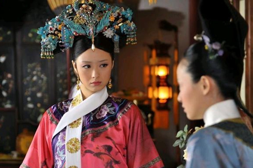 清朝雍正皇帝的皇后有钱吗?一年有多少收入?