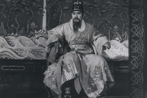 李舜臣被韩国誉为东亚第一战神,这个称号到底合理不合理?