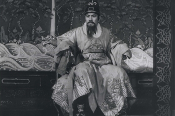 李舜臣被韩国誉为东亚第一战神,这个称号到底合理不合理?