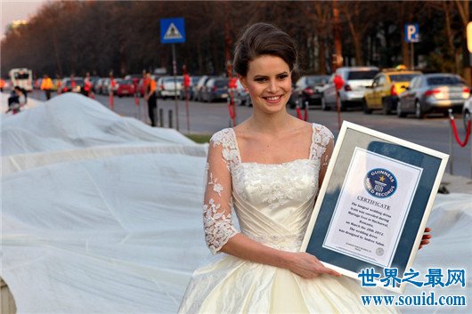 世界上最长的婚纱，你心中的婚纱有多长