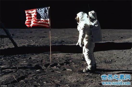 第一个登上月球的人，阿姆斯特朗的传奇人生！