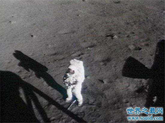 第一个登上月球的人，阿姆斯特朗的传奇人生！