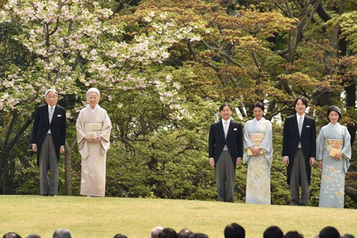 日本天皇和日本首相到底谁大?每个时间段其实都是有讲的!