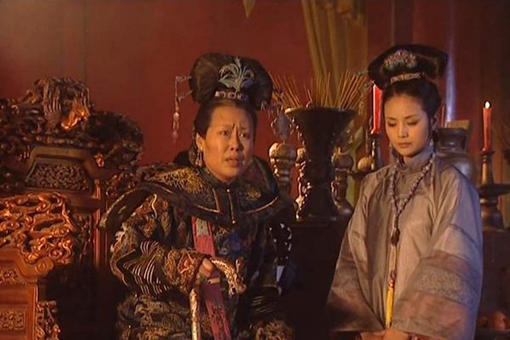 为何清朝会出现姑姑和侄女嫁给一个皇帝的现象?