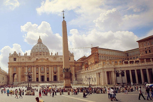 梵蒂冈在国际上有多大的地位?
