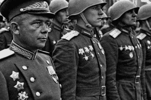 1947年的苏军阅兵式为什么震慑了欧洲惊吓了美国?