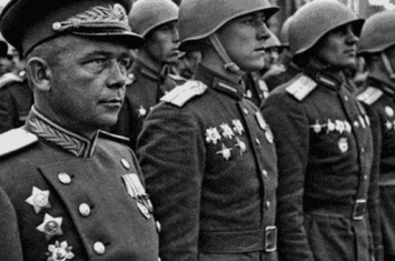 1947年的苏军阅兵式为什么震慑了欧洲惊吓了美国?