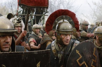 汉尼拔在坎尼会战前期是如何激怒罗马指挥官的?