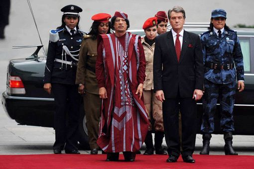 卡扎菲的保镖为什么都是女的?他真的是独裁者吗?