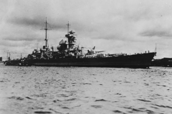 德国二战“欧根亲王”号战舰到底有多猛?连原子弹都炸不沉。