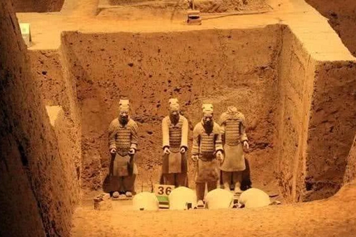秦始皇陵除了兵马俑到底陪葬了多少人?