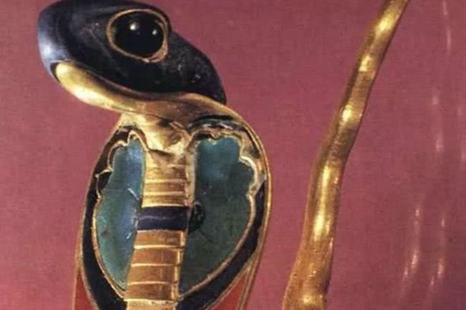 埃及法老王为什么喜欢用蛇标?法老和蛇之间有哪些历史渊源?
