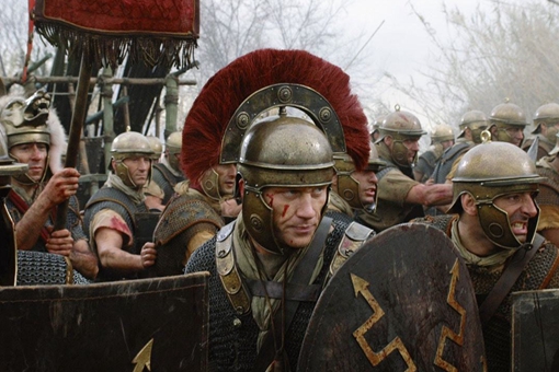 罗马军团为什么能在长枪时代依旧靠短剑所向披靡?