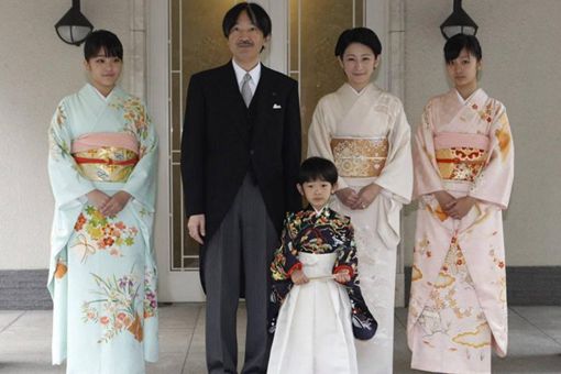 日本天皇在选择皇后的时候有着哪两个要求?
