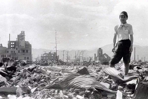 第一颗原子弹爆炸后,日本是出于什么原因而不愿意投降?
