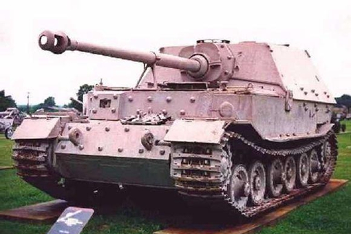 二战中最强战车猎手“费迪南反坦克歼击车”