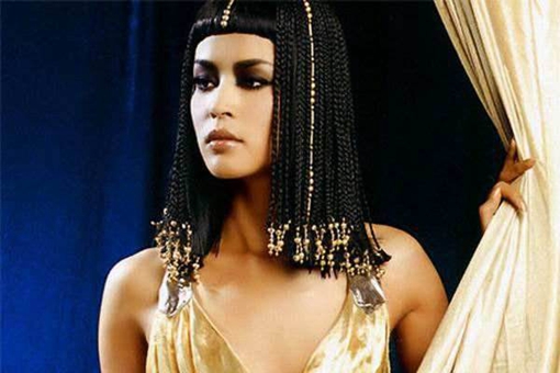 埃及艳后有着怎样的身世?后人是如何评价她的美貌的?