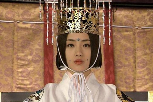 日本历史上有三位著名的女天皇,她们都是谁?