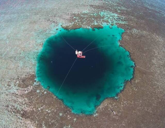“三沙永乐龙洞”：目前世界已知最深的海洋蓝洞