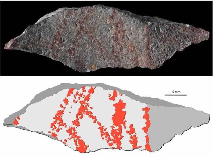 南非布隆伯斯洞穴发现的人类手绘图岩片可能证明智人曾有意识地使用象征性符号