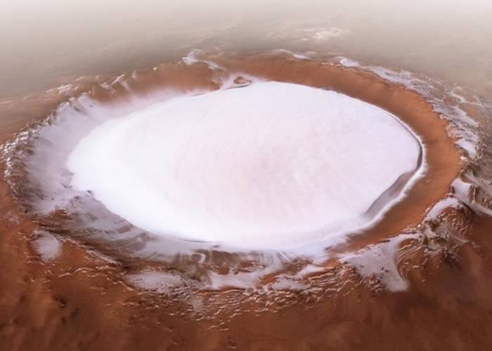 洞察号成功安装地震仪 火星快车拍下震撼冰湖照