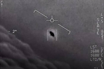 美军机师受访忆述遇上UFO经历：“形似球体包着立方体”