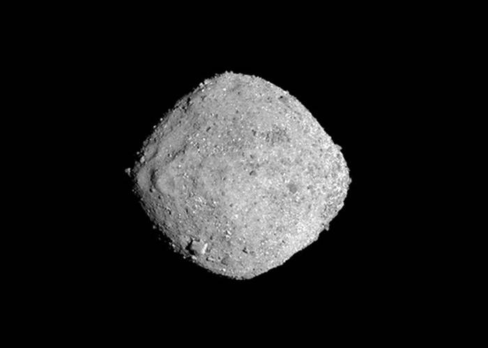 美国探测器“奥西里斯-REx”飞抵小行星“贝努” 并在其表明矿物质中找到水