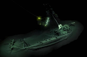 空前大发现！保加利亚黑海外海深渊发现不朽千年古沉船