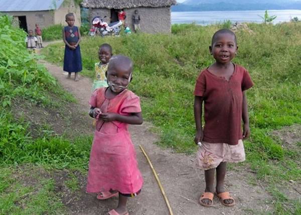 刚果内陆岛3万人患象皮病 双脚肿大3倍